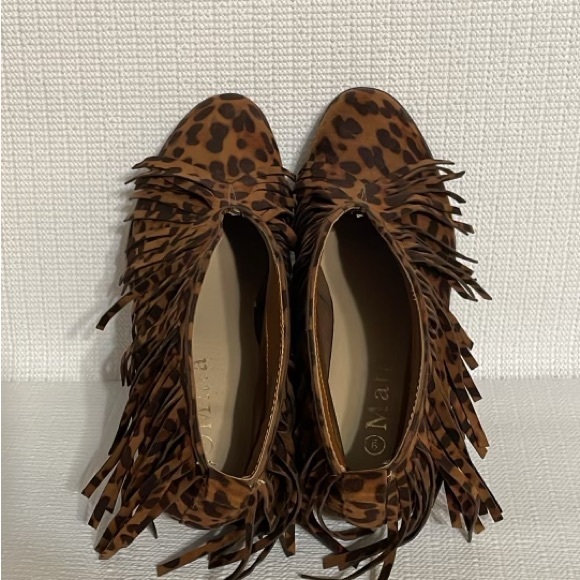 Mata fringe animal print booties, size 9 - Picture 8 of 11